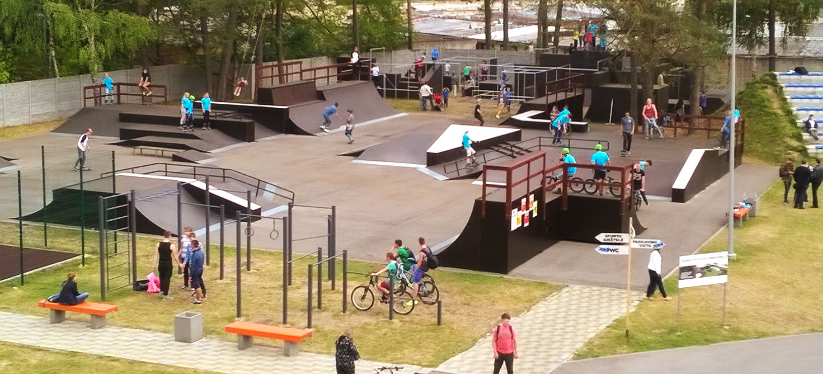 CGS built skatepark with parkour park
